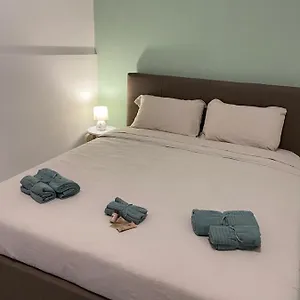 Lavica Airport Bed & Breakfast Catánia